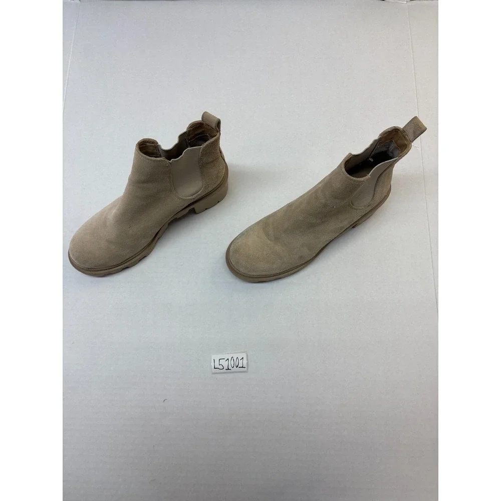 Steve Madden Boots Women's size 9M Tan Suede‎ Lug Sole Sand